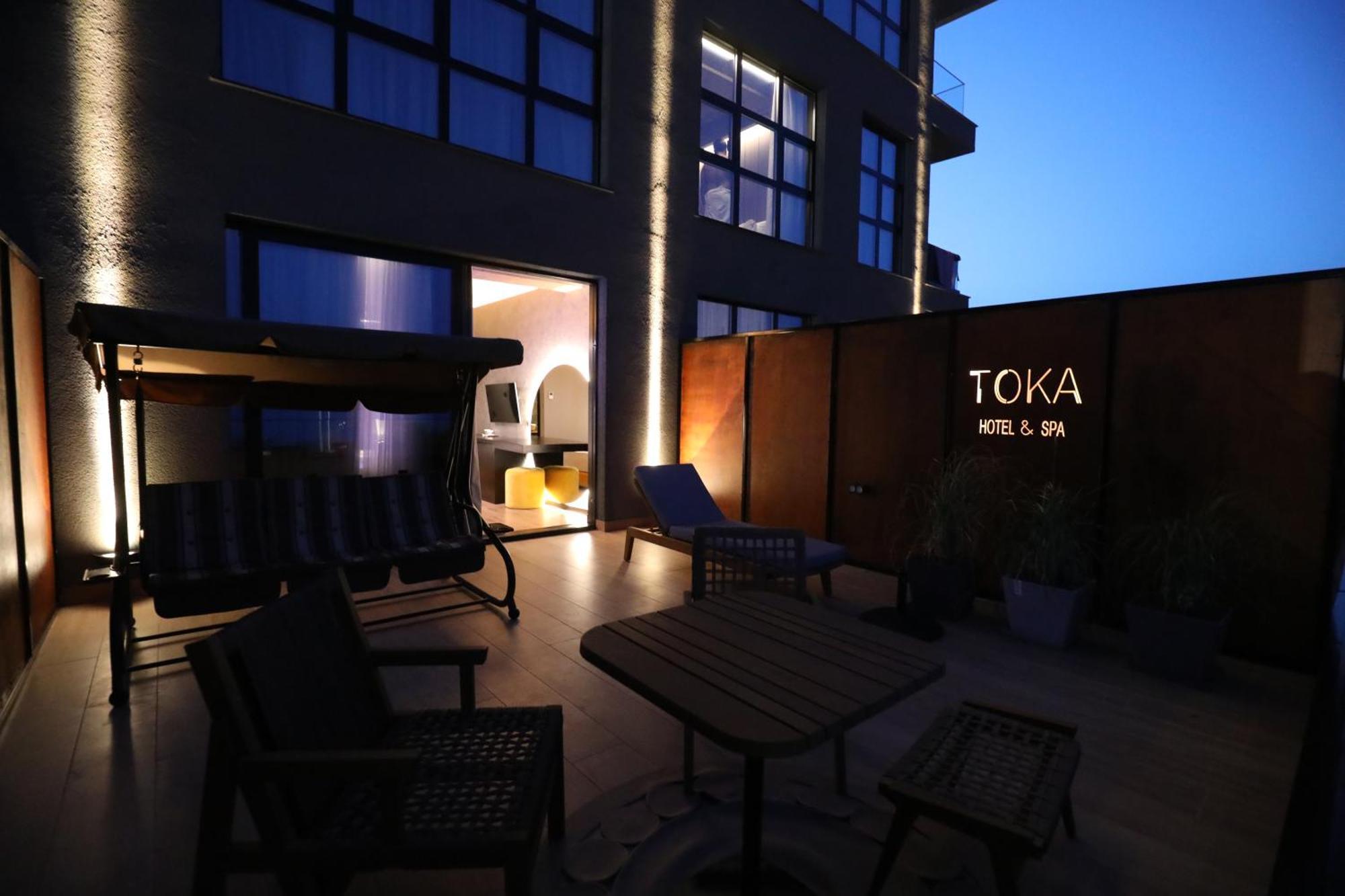 Toka Hotel Restaurant Udenisht Eksteriør bilde